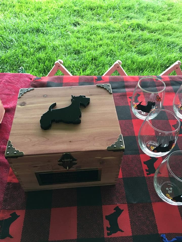 Keepsake trophy box for Scottish Terrier Club of Greater New York Specialty Show trophy by Donald Barcan